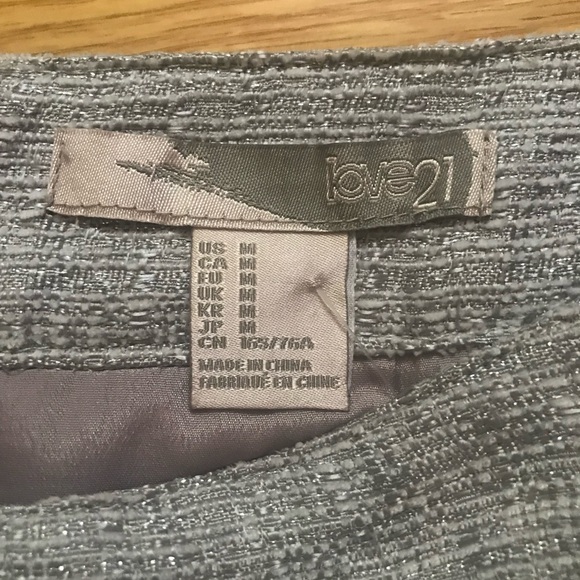 NWOT F21 Shine Skirt - Picture 3 of 3